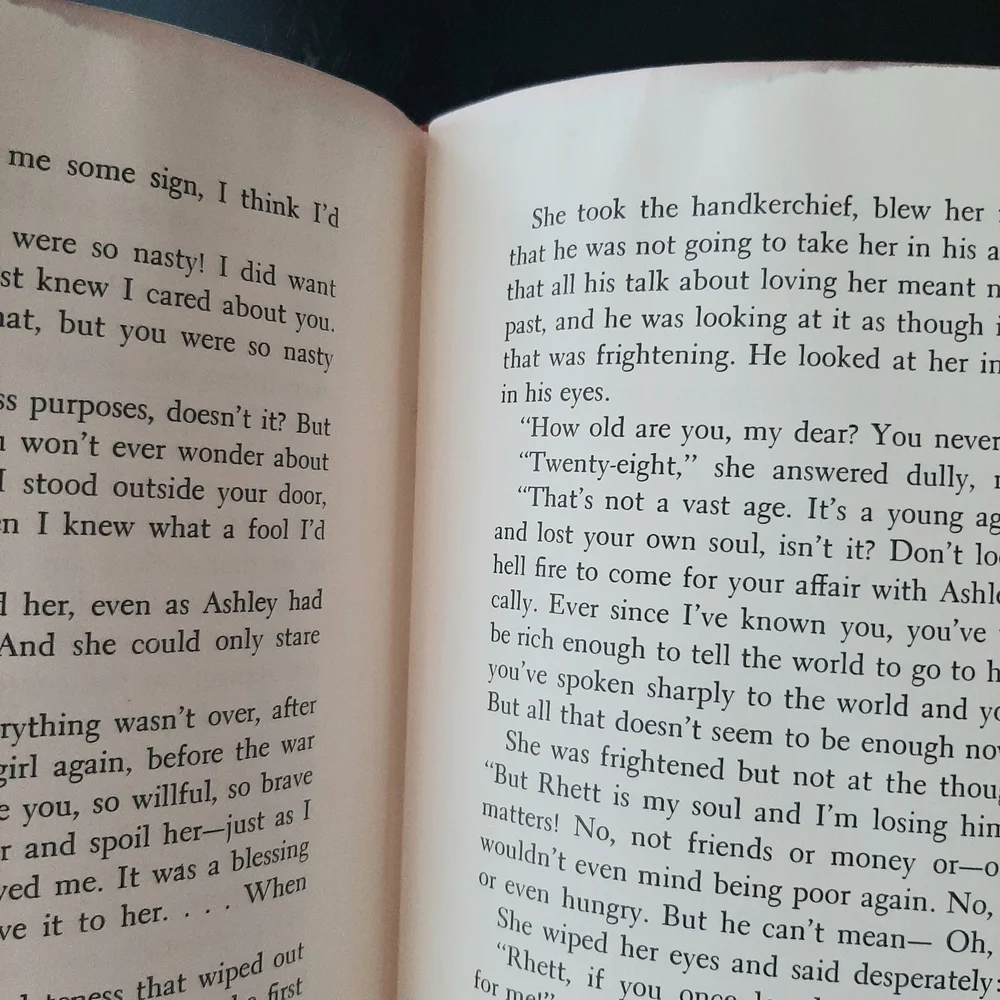 50th Anniversary Edition of Gone with the wind. - Picture 10 of 11